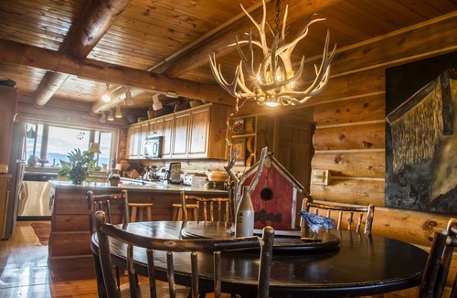 McAllister House | Large home with guest lodge overlooking Madison River Valley near Ennis, MT