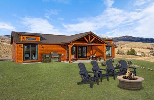 Emigrant House | Little Lodge at Emigrant Peak