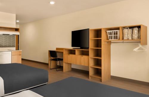 Westside Hotel | LivAway Suites Missoula