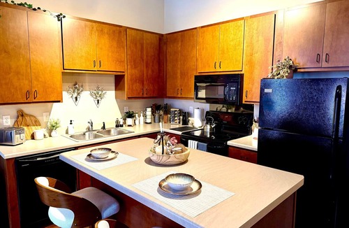 Canal Park Apartment | Loft on Lake Ave in Canal Park