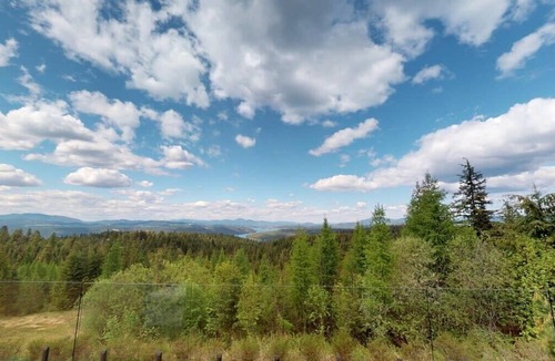 Harrison House | Lookout Peak: Lake & Mountain Views, Hot Tub!