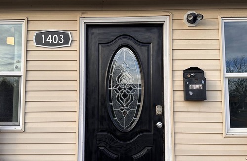 Billings House | Lrg family hm 5min drive to two hospitals, cancer center,colleges & METRA Arena