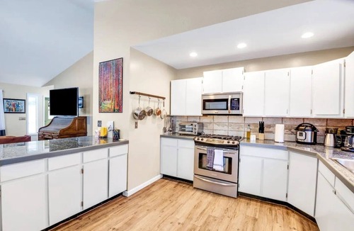 Glenwood Springs House | Lux Private Getaway in Glenwood Springs!