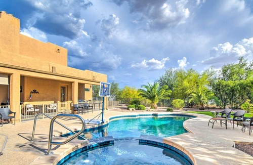Apache Junction House | Luxe Apache Junction Escape w/ Pool & Hot Tub