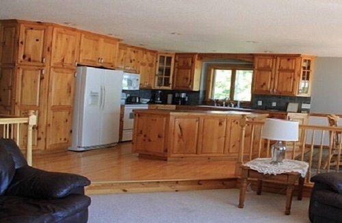 Sauk Centre House | Luxurious Home With Lake Views, Fireplace, Whirlpool Tub