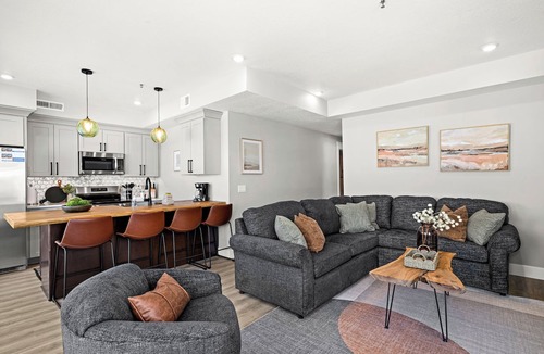 Park Point Condo | Luxury Condo w/Beach Access | Dragestil 713-2