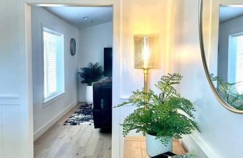 Cedar City House | Luxury Downtown Getaway