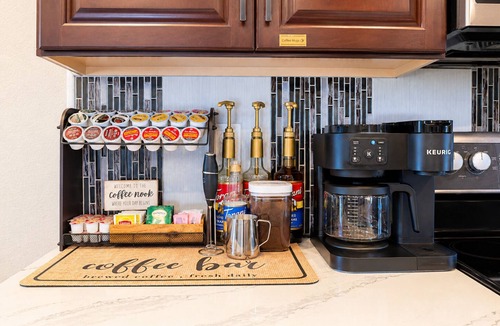 Thorpe Westwood House | Luxury Group Getaway | Sauna Game Room Firepit | Near Downtown