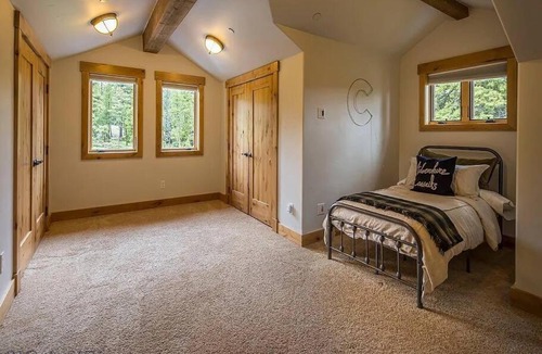 Big Sky Apartment | Luxury Mountain Retreat