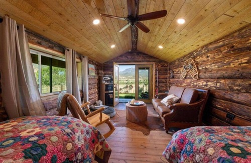 Paonia House | Macy's Muse Log Cabin