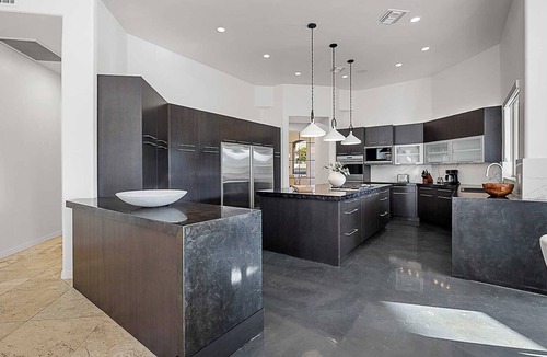 Paradise Valley House | Manor Retreat - Pool, Spa & Pickleball Villa in Paradise Valley