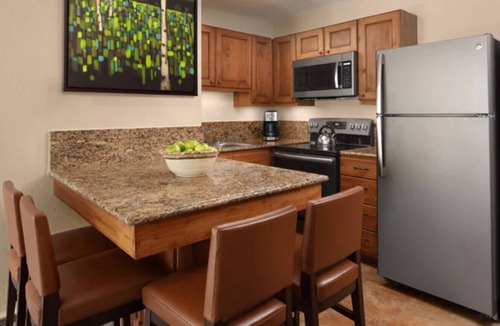 Peak 9 Villa | Marriott's Mountain Valley Lodge at Breckenridge (Studio)