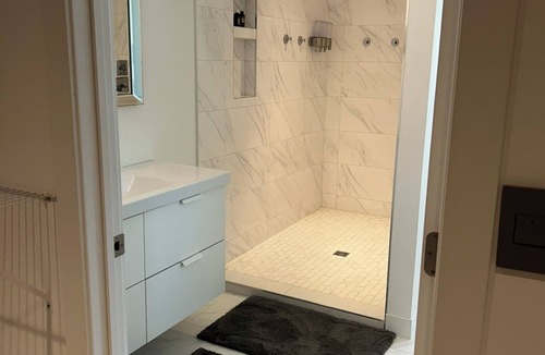 Park River Apartment | Marvelous 2-bedroom apartment with AC in Park River
