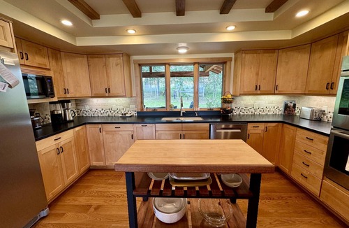 McAllister House | Meadow Creek Ranchette in McAlllister, Montana