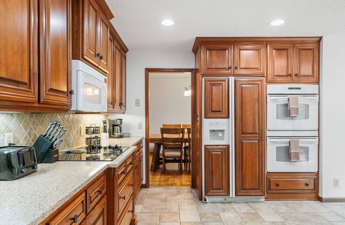 Champlin House | MINNeSTAY* Ultimate Family Fun Escape | Entertainment