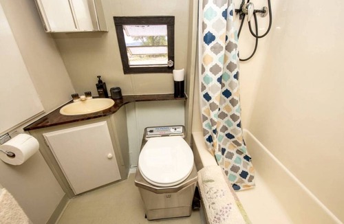 Whitehall House | Mobile home ∙ 1 bedroom ∙ 2 guests
