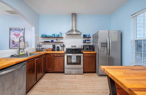 Breckenridge Villa | Modern 3-br Townhome w Private Backyard Near RTP