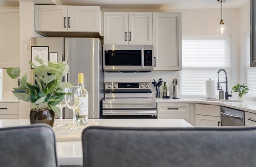 Briargate House | Modern Briargate Home Sleeps 12 | Pet Friendly!