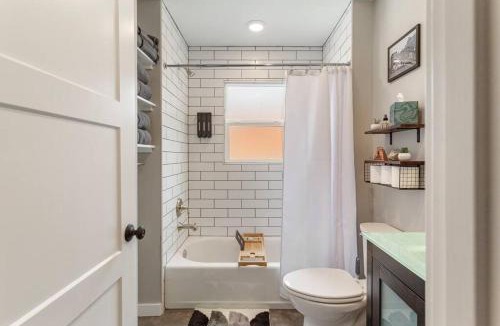 Butte Apartment | Modern condo in the heart of uptown Butte - Unit B