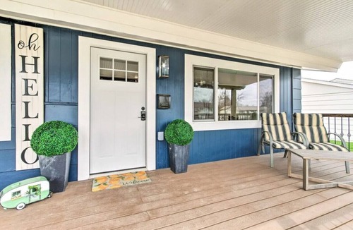 Great Falls House | Modern Great Falls Gem: Luxurious 4-Bedroom Designer Ranch Style Home with Hot Tub | Wrecked & Refined