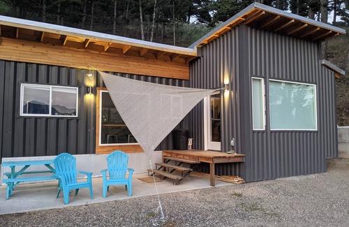 Bozeman House | Modern Mountain Home w/Stunning Mountain Views. The best of what SW Montana!