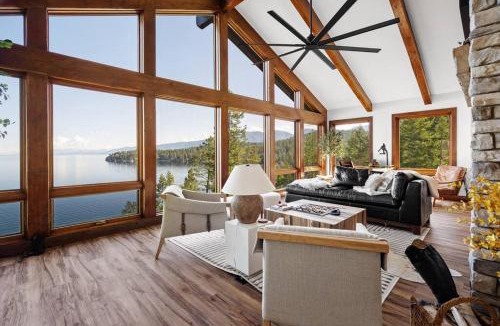 Finley Point House | Modern Mountain Lake House