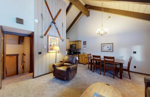 Big Sky Meadow Village Apartment | Moonlight Skis