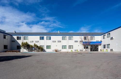 Great Falls Hotel | Motel 6-Great Falls, MT