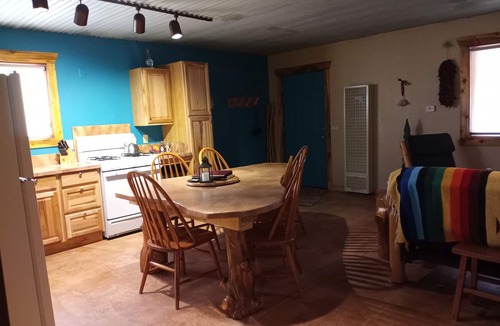 Westcliffe Cabin | Mountain Cabin, Cozy Off-Grid Retreat near Westcliffe,CO!