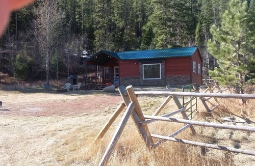 Monarch House | Mountain Cabin Getaway with Numerous Outdoor Recreation Opportunities