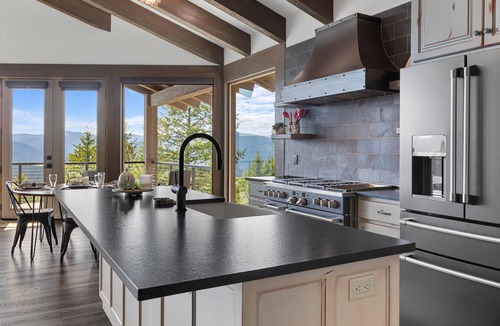 Trout Creek House | Mountain retreat near Trout Creek MT with hot tub, fire pit and Mountain views