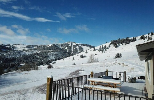 Marysville House | Mountain Retreat on the Continental Divide!