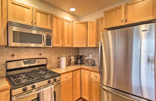 Saddle Ridge Apartment | Mountain Views + Hot Tub: Big Sky Resort Condo!
