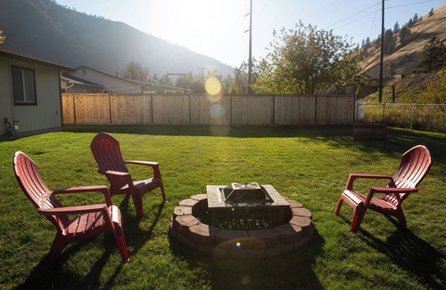 Heart of Missoula House | Mountain Views Hot Tub Vibes