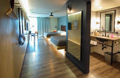 Tempe Hotel | MOXY Phoenix Tempe/ASU Area