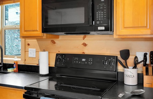 Summerhaven Cabin | Mt Lemmon Cabin 8 - Near Shopping/Ski Valley and More.