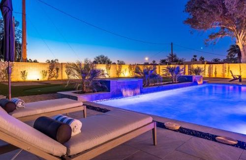Paradise Valley Village House | MultiMillionResort Oasis PickleballVolleyballCourtBocce Ball CourtGolf