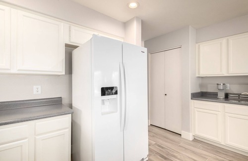 Gilbert House | NEW! - 4 Bedroom Home with Putting Green