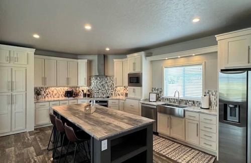 Kalispell House | New! Adventure Haus: Spacious Home, Hot Tub