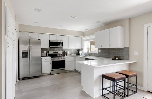 Southwest Village House | New! Desert Flower~4 BR, Walk to Old Town, Stadium