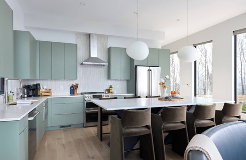 Marshall House | NEW! Design-led mountain retreat. Reset & recharge