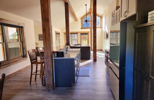 Bozeman Other | New Guest Ranch Farmhouse Lodge Fully Remodeled & Comfort w/Mtn Views & trails