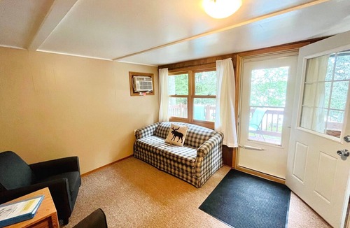 Bigfork Cabin | NEW Listing! Restful Lakeside Cabin ~ Resort Amenities!