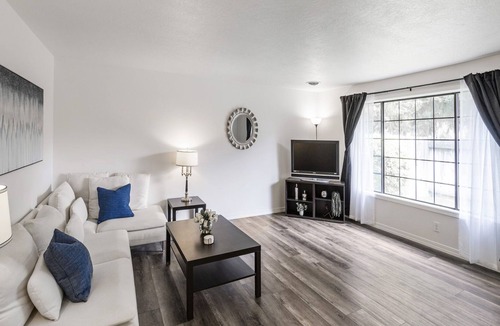 Twin Falls House | NEW Remodel-Covered Patio w/ Picnic Table - Shoshone Falls <3 miles away