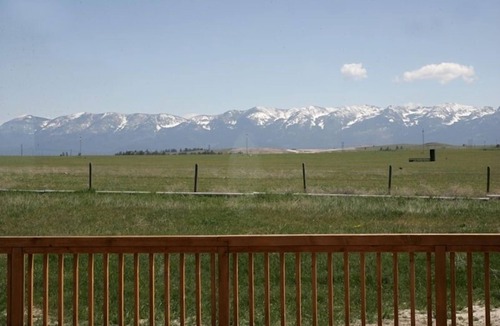 Polson House | Newer home w pool table, ping pong, foosball, gym