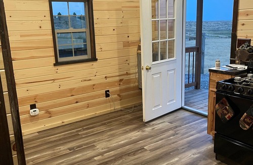 Ingomar Cabin | Newly Built Cabin in Hysham, MT - Close Access to spectacular hunting & fishing