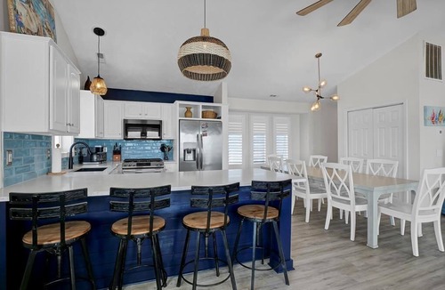 Surf City Cottage | Oceanfront Bliss - Spacious Beach Cottage for up to 11 Guests