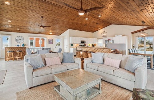 Carolina Dunes House | Oceanfront, Hot Tub, Game Room