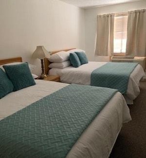 Deer Lodge Hotel | Old Montana Inn