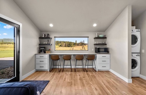 Whitefish House | Paddles Up Pickleball Retreat | 2 Kings RV Parking
